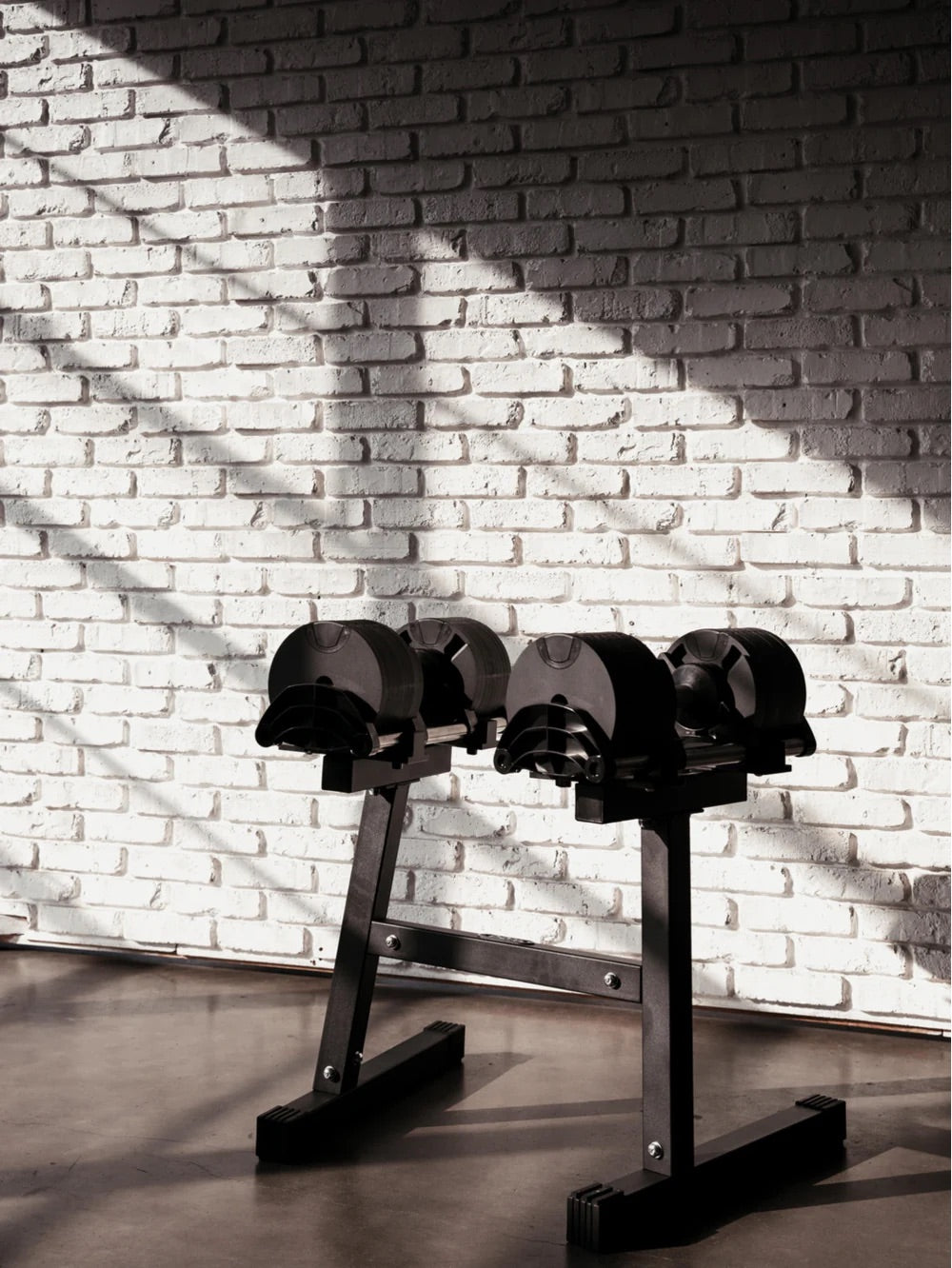 NÜOBELL Double Legged Stand