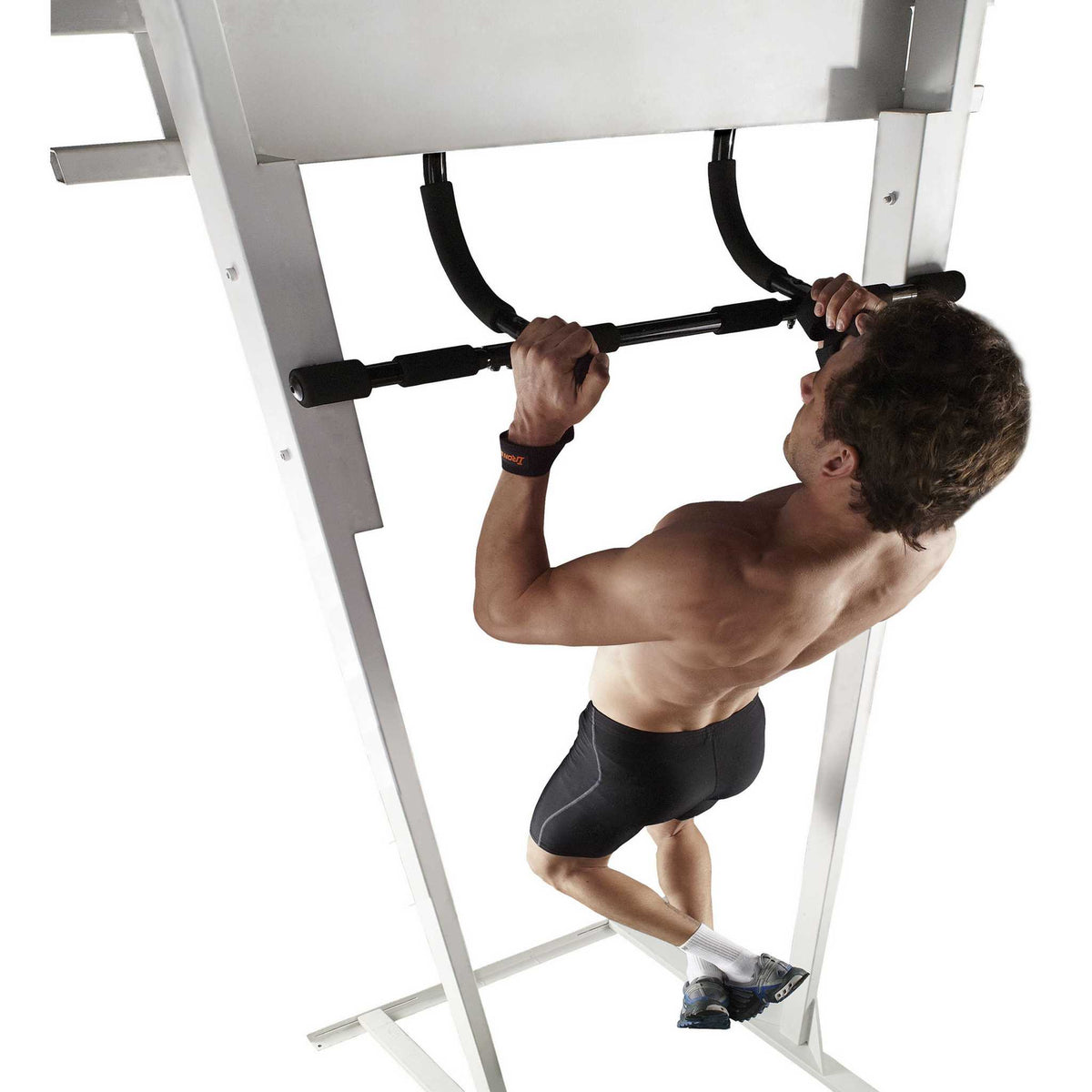 Iron Body Fitness Pull-Up Bar